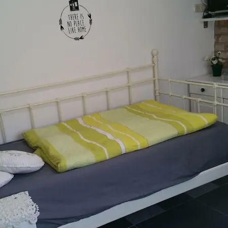 Sylvia Apartment Prohn